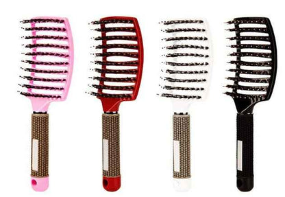 Set de cuatro cepillos desenredantes para cabello en colores rosa, rojo, blanco y negro.